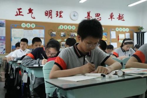 公立學校和私立學校相比,哪個更有優(yōu)勢 家長不要選錯